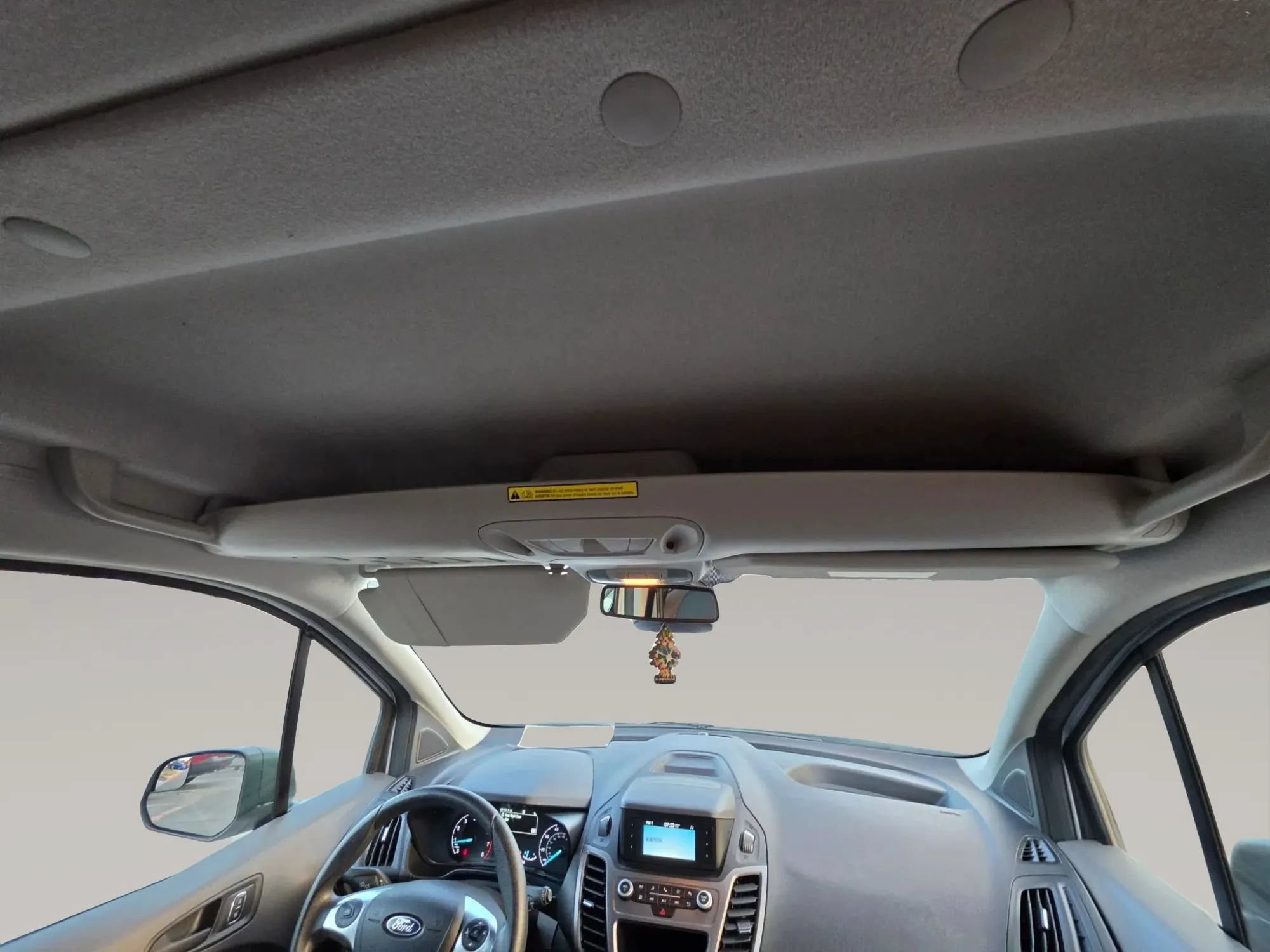 Used 2020 Ford Transit Connect XL FWD image 18