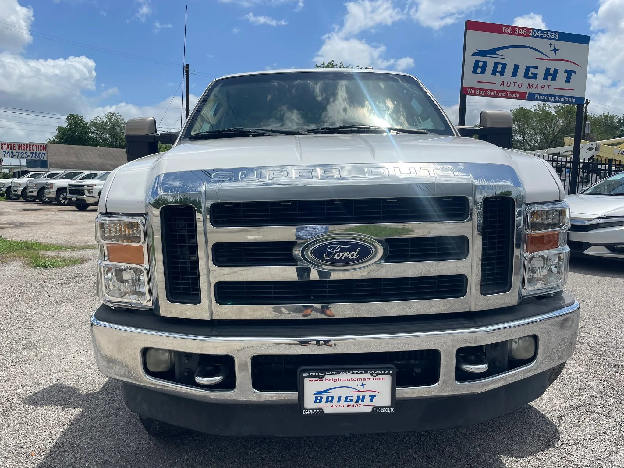 Used 2010 Ford F350 Lariat AWD/4WD image 2