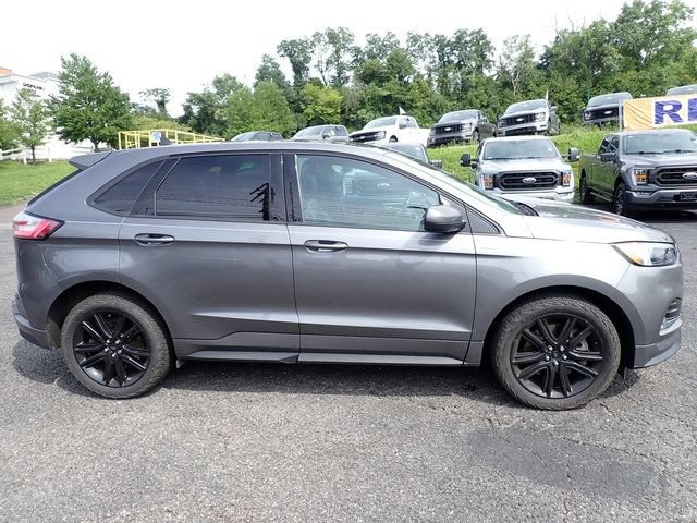 Certified 2024 Ford Edge ST-Line AWD/4WD image 7