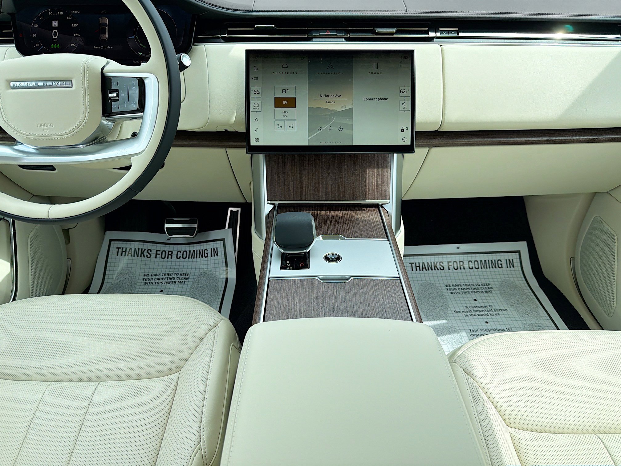 New 2026 Land Rover Range Rover SE AWD/4WD image 19