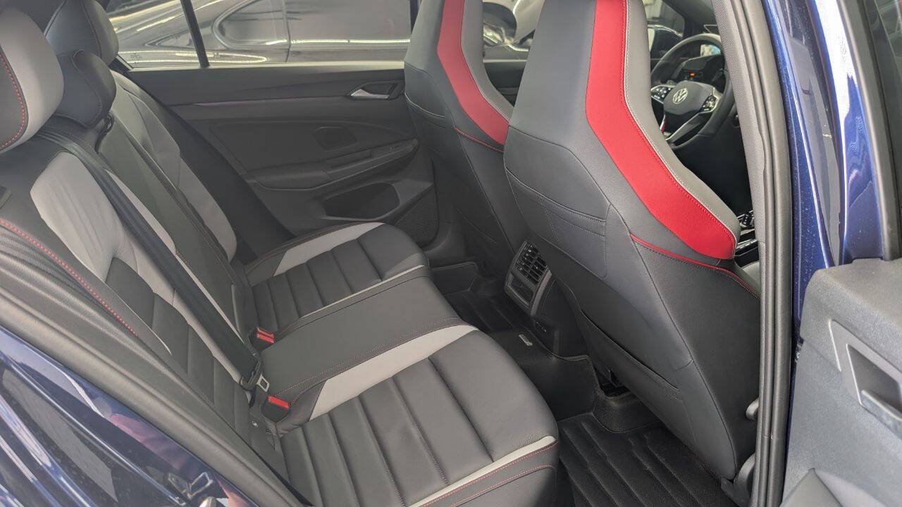 Used 2024 Volkswagen GTI SE FWD image 24