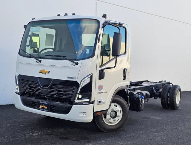 New 2025 Chevrolet Low Cab Forward 4500 XD RWD image 1