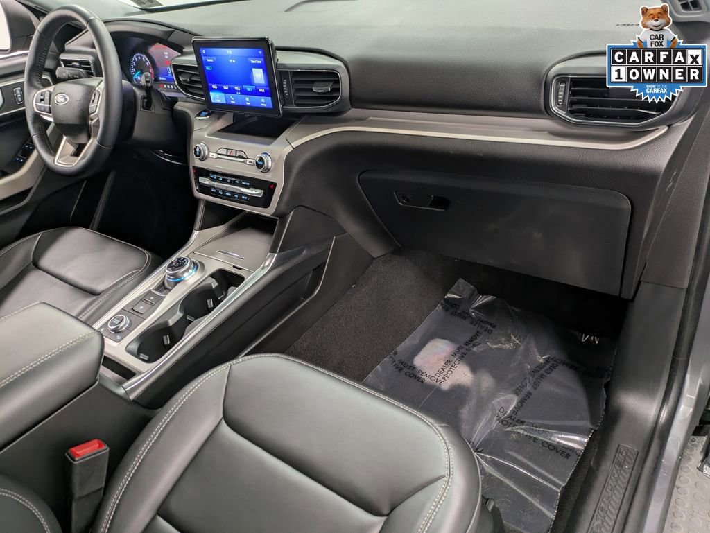 Used 2023 Ford Explorer XLT w/ Equipment Group 202A image 32