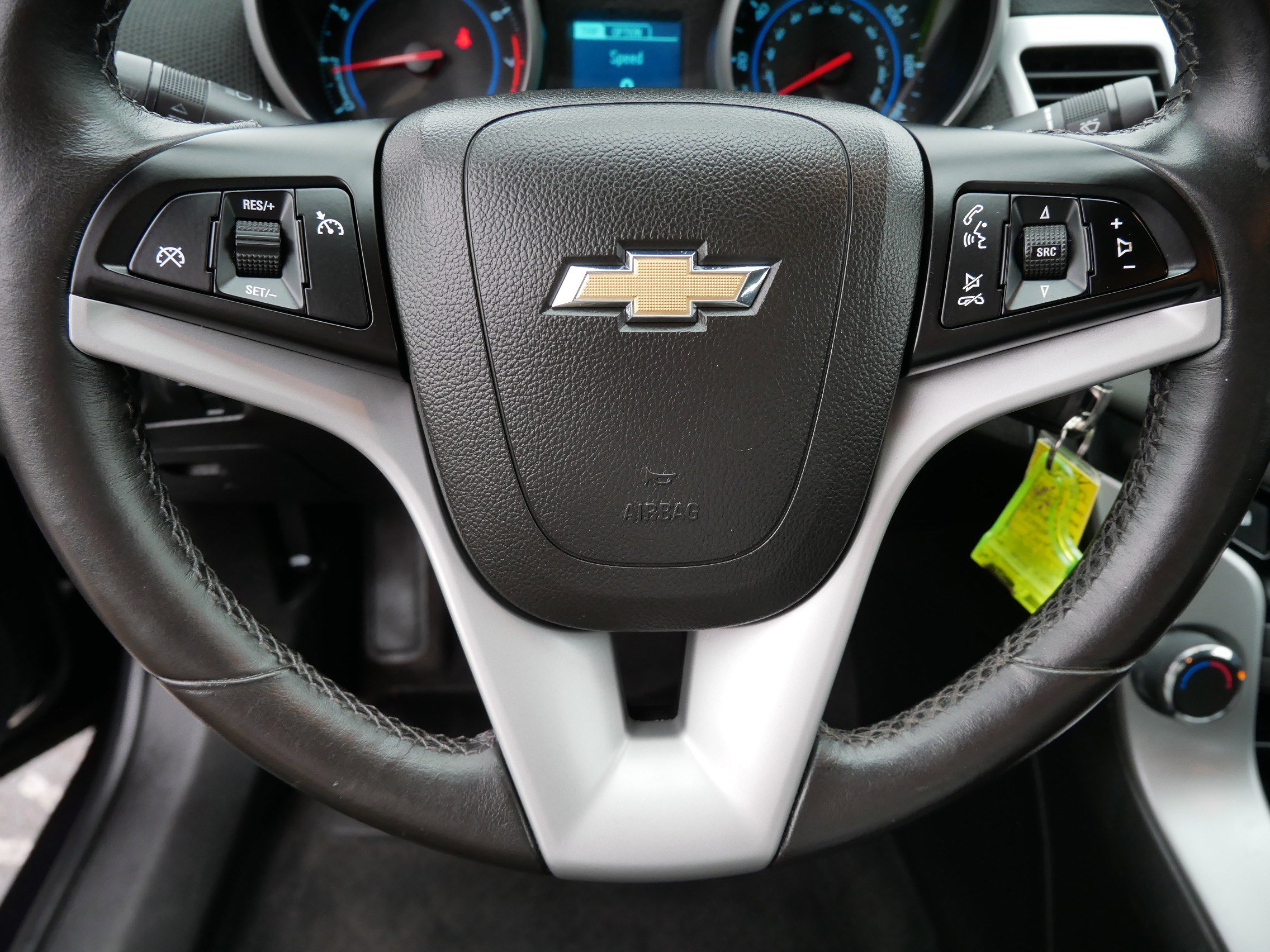 Used 2014 Chevrolet Cruze LT image 25