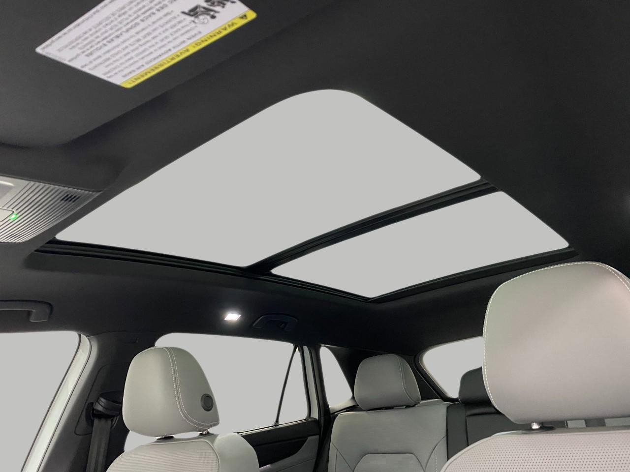 New 2026 Volkswagen Atlas Cross Sport SEL image 32