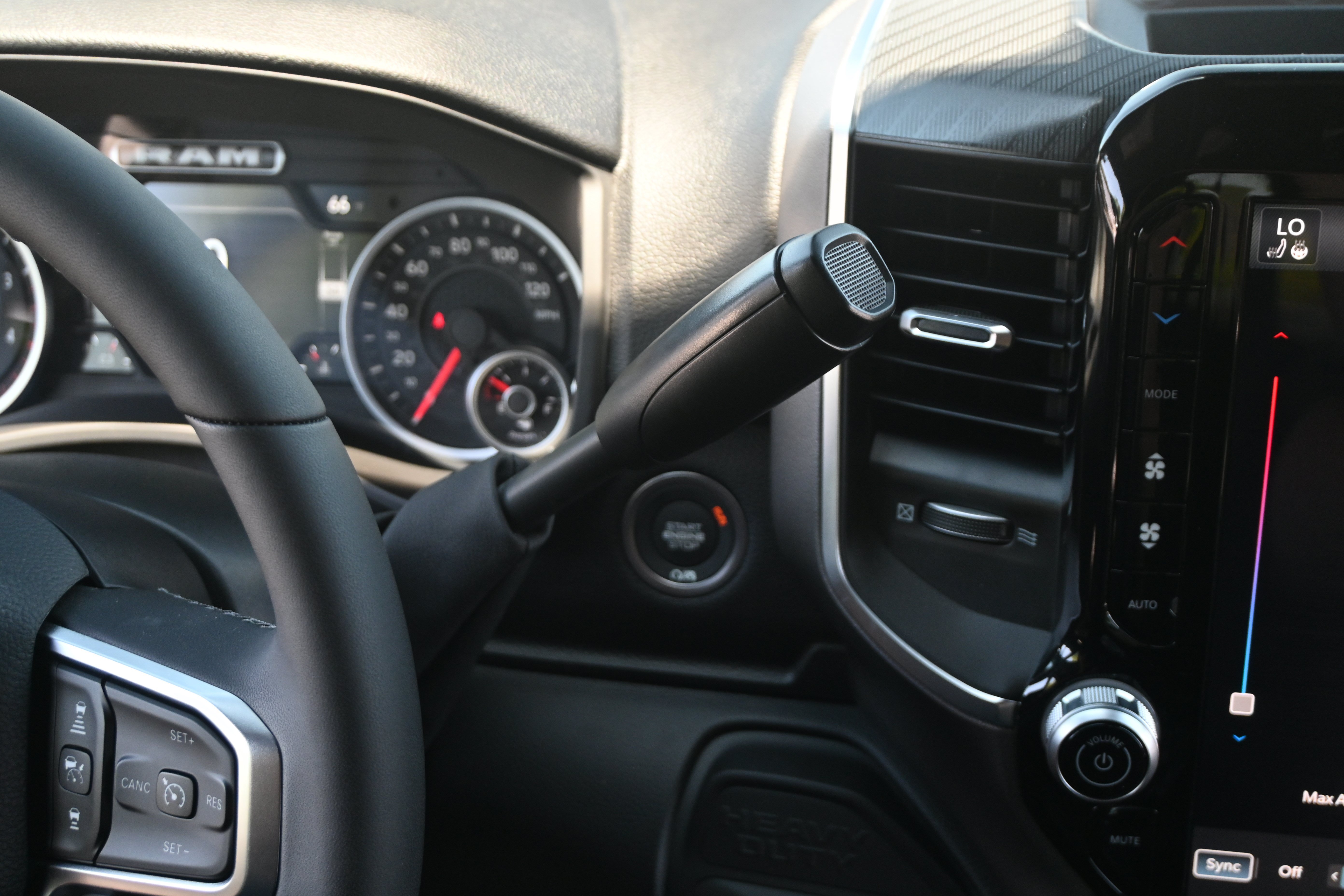 New 2026 RAM 2500 Big Horn AWD/4WD image 26