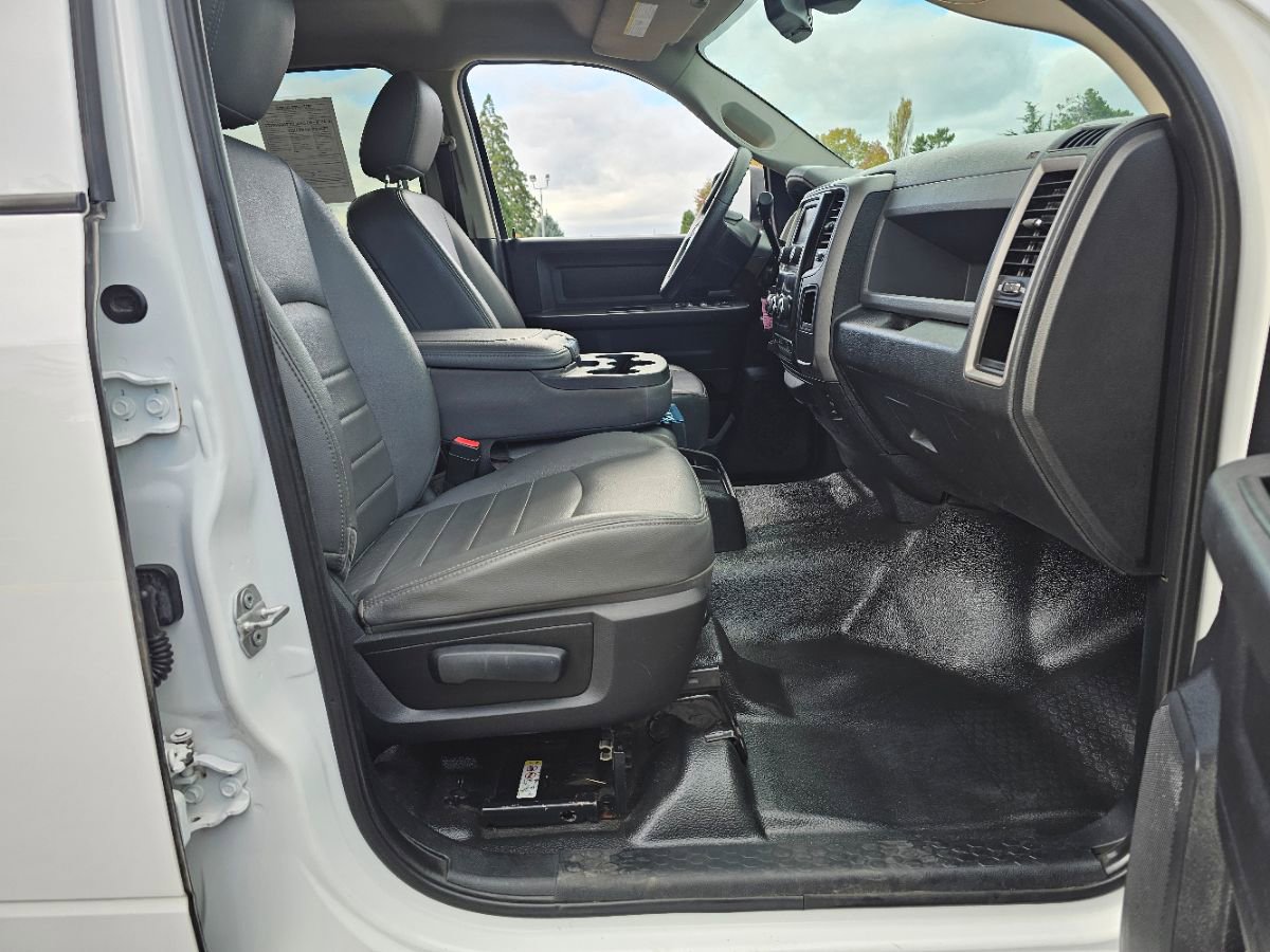 Used 2016 RAM 2500 Tradesman w/ Protection Group image 9