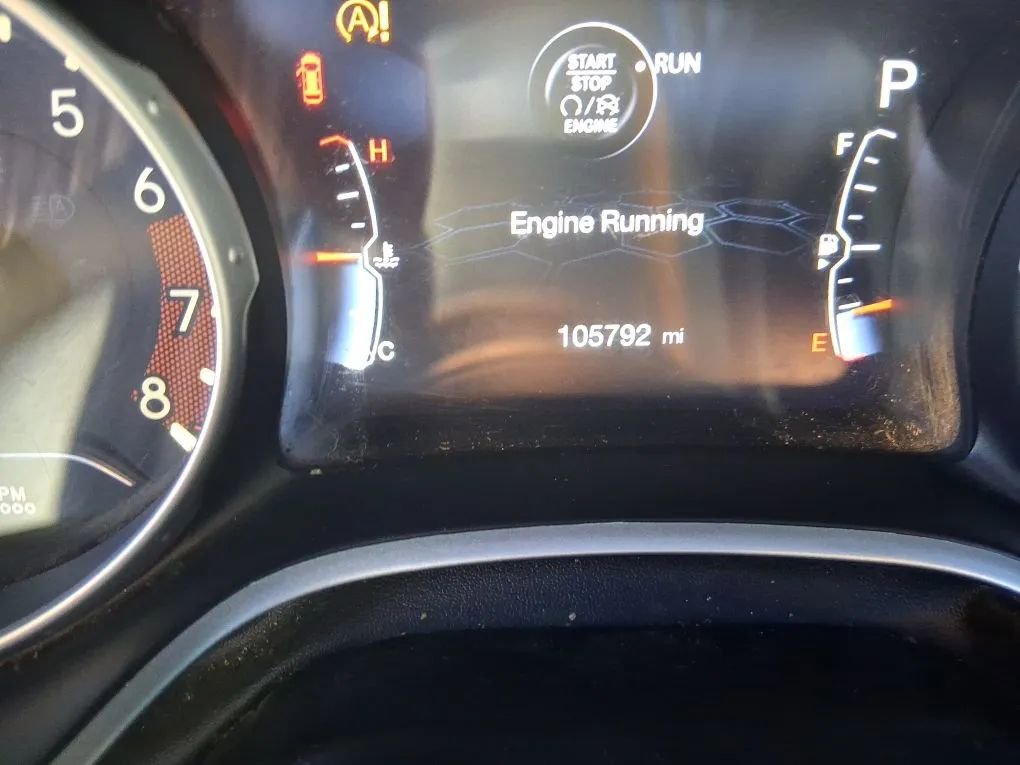 Used 2018 Jeep Compass Latitude w/ Popular Equipment Group AWD/4WD image 16