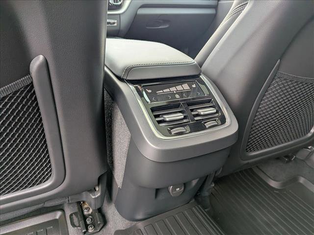 Used 2025 Volvo XC60 B5 Ultra w/ Protection Package Premier image 25