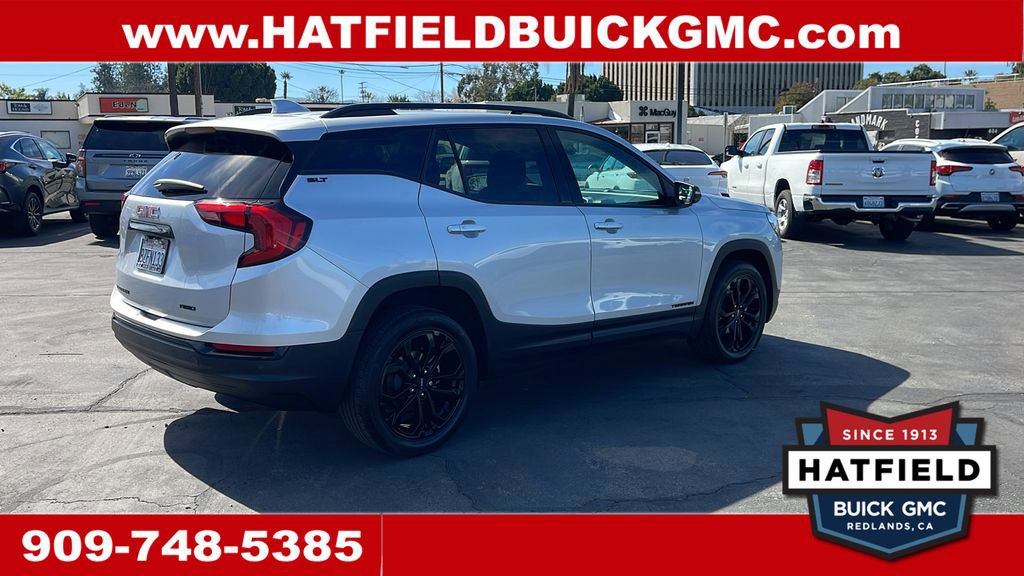 Used 2021 GMC Terrain SLT w/ Elevation Edition image 5