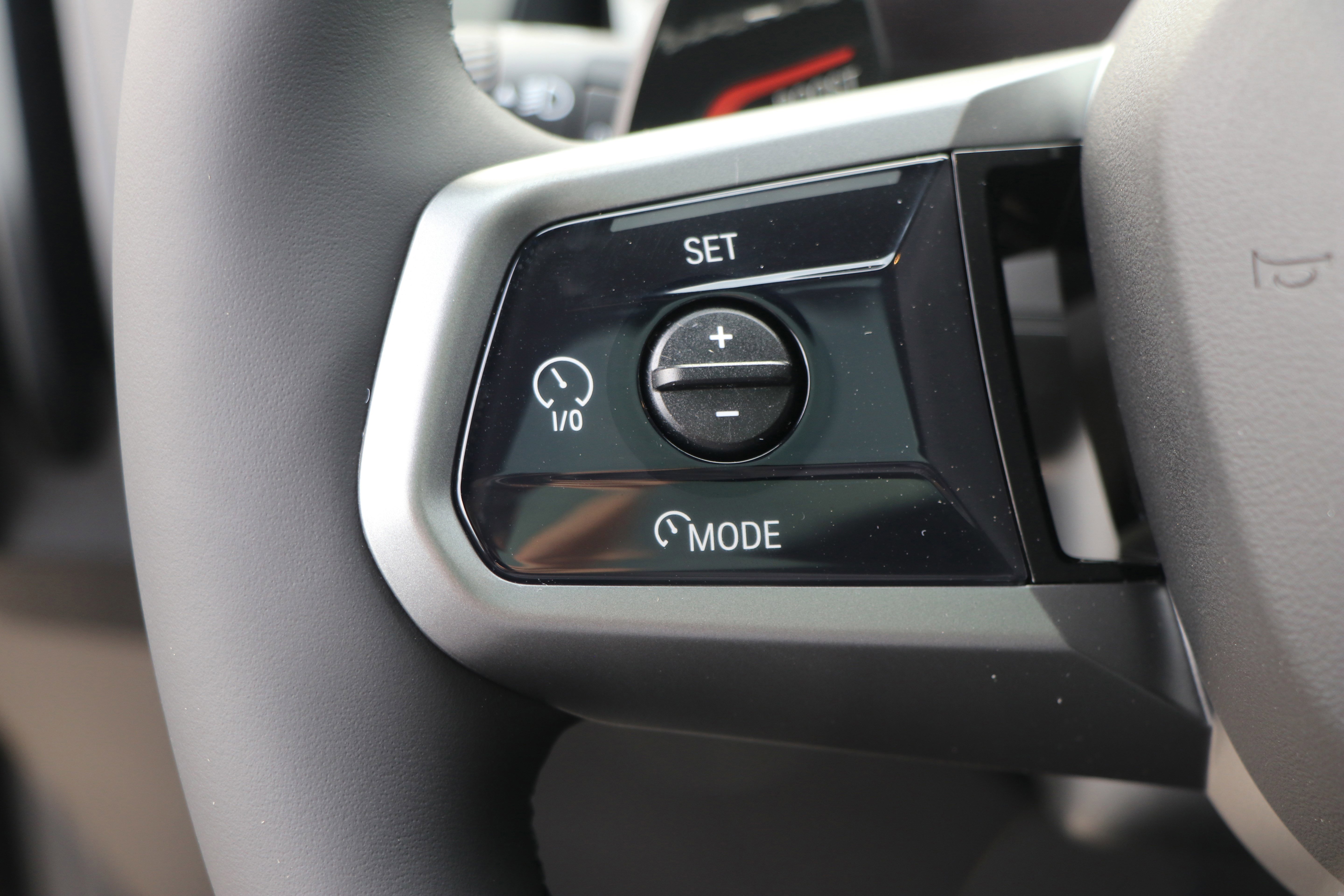 Certified 2025 BMW X3 xDrive30i w/ Premium Package image 12