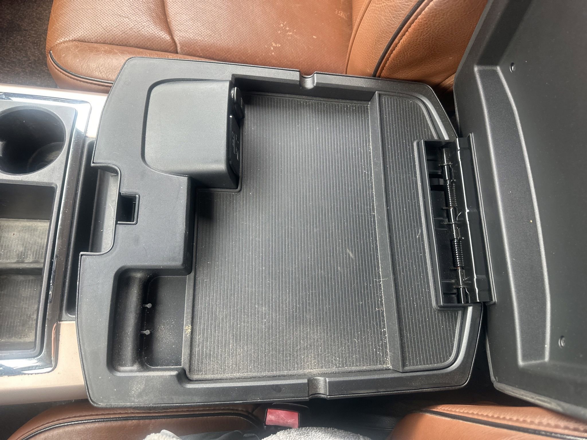 Used 2015 RAM 3500 Laramie Longhorn image 33