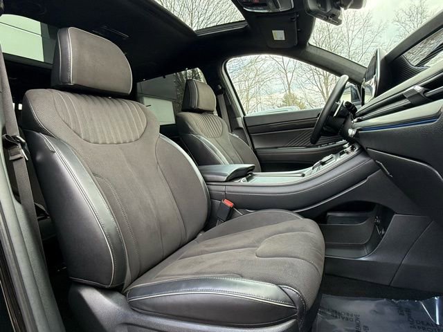 Used 2024 Hyundai Palisade Calligraphy image 16