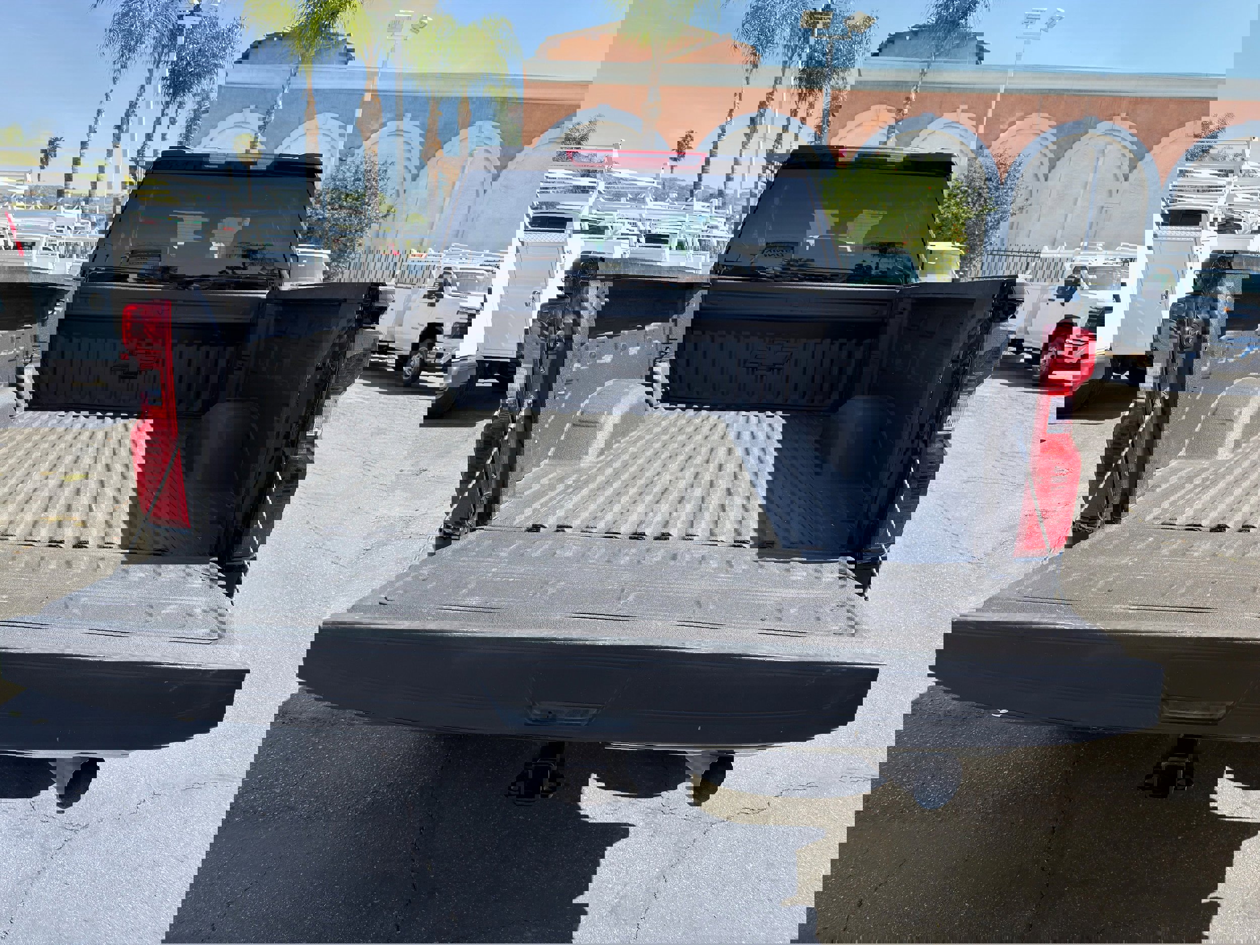 Used 2025 Chevrolet Silverado 2500 LT w/ Convenience Package image 18