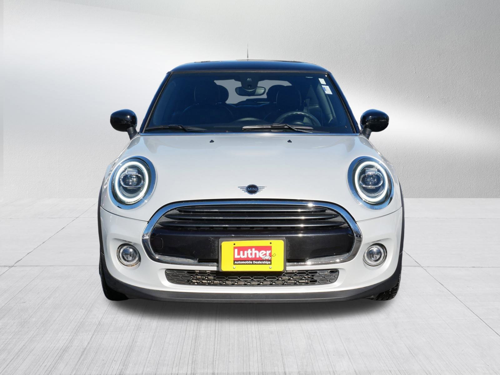 Used 2021 MINI Cooper 2-Door Hardtop w/ Storage Package image 2