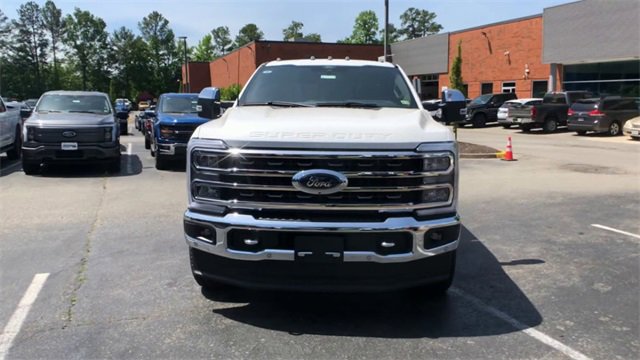 Used 2024 Ford F250 King Ranch w/ Chrome Package image 4