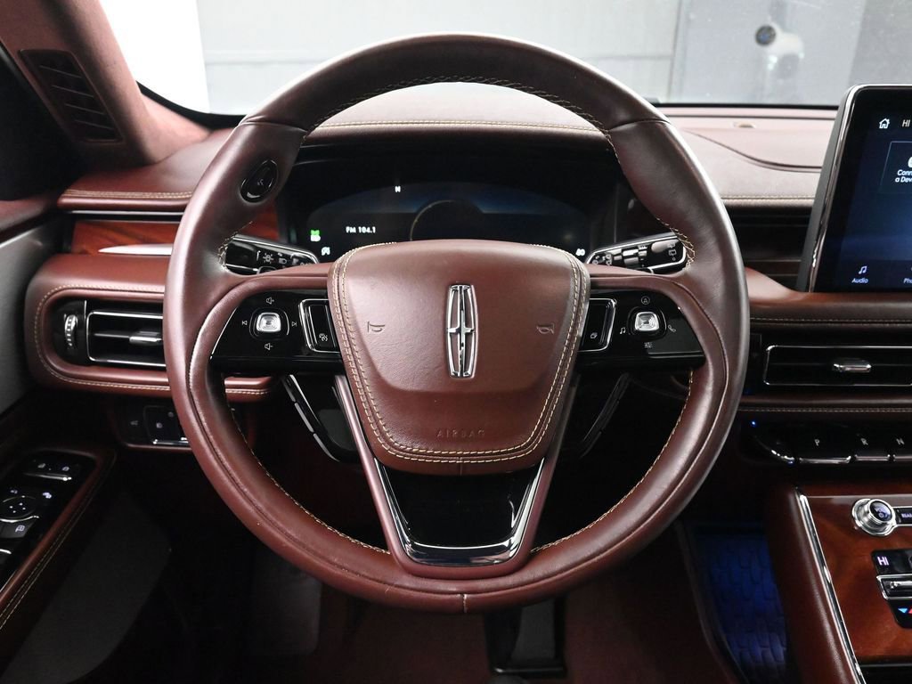 Used 2020 Lincoln Aviator Black Label w/ Dynamic Handling Package AWD/4WD image 31
