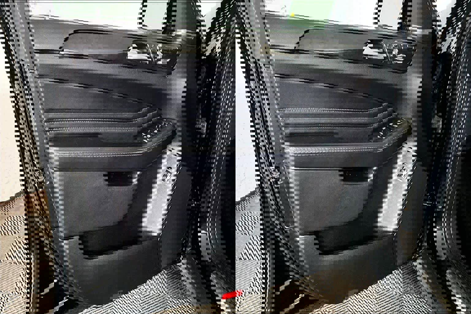 Used 2018 Mercedes-Benz GLE 43 AMG 4MATIC Coupe image 22