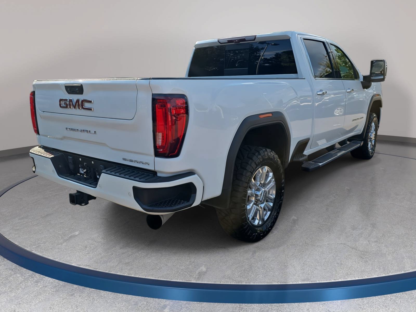 Used 2020 GMC Sierra 2500 Denali w/ Denali Ultimate Package AWD/4WD image 5