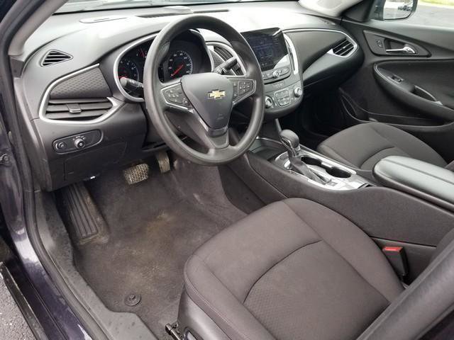 Used 2023 Chevrolet Malibu LT FWD image 16