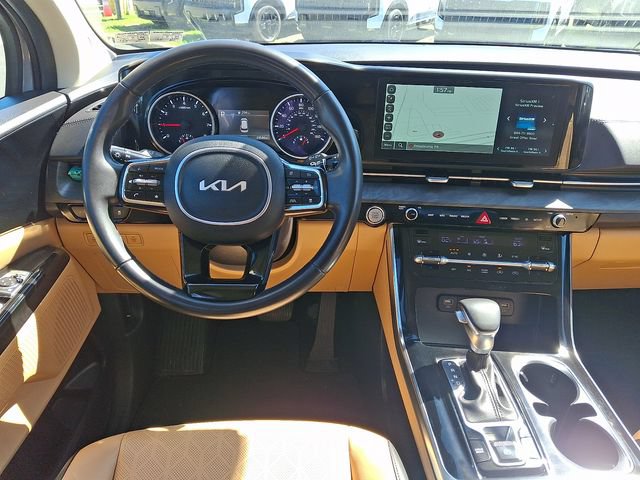 Certified 2024 Kia Carnival EX FWD image 12