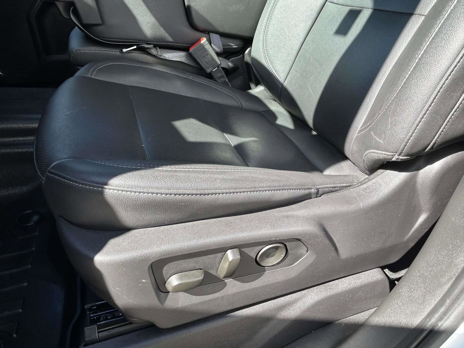 Used 2024 GMC Sierra 1500 SLT image 15