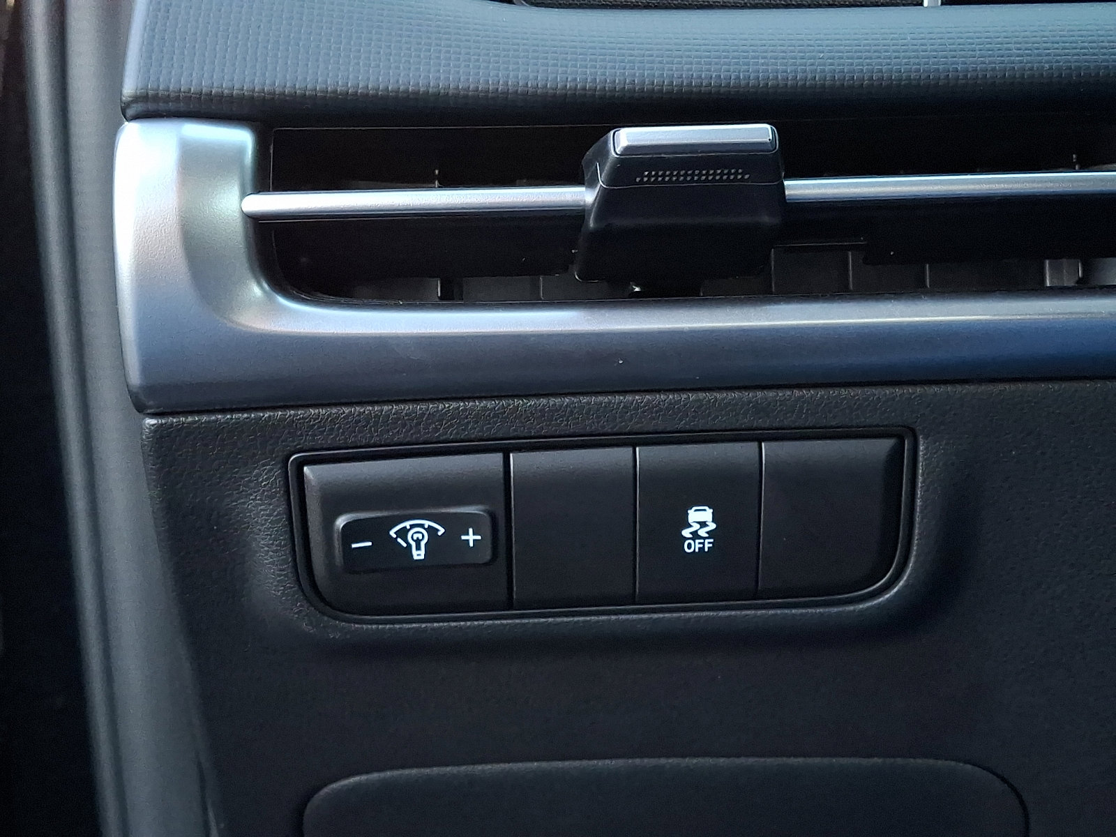 Used 2026 Hyundai Tucson SE image 24