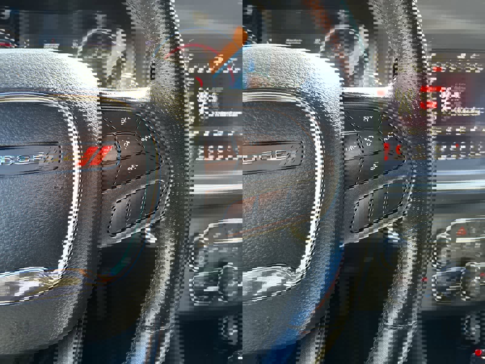 Used 2022 Dodge Charger SXT w/ Navigation & Travel Group image 13