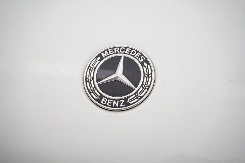 Used 2022 Mercedes-Benz GLC 300 4MATIC image 12
