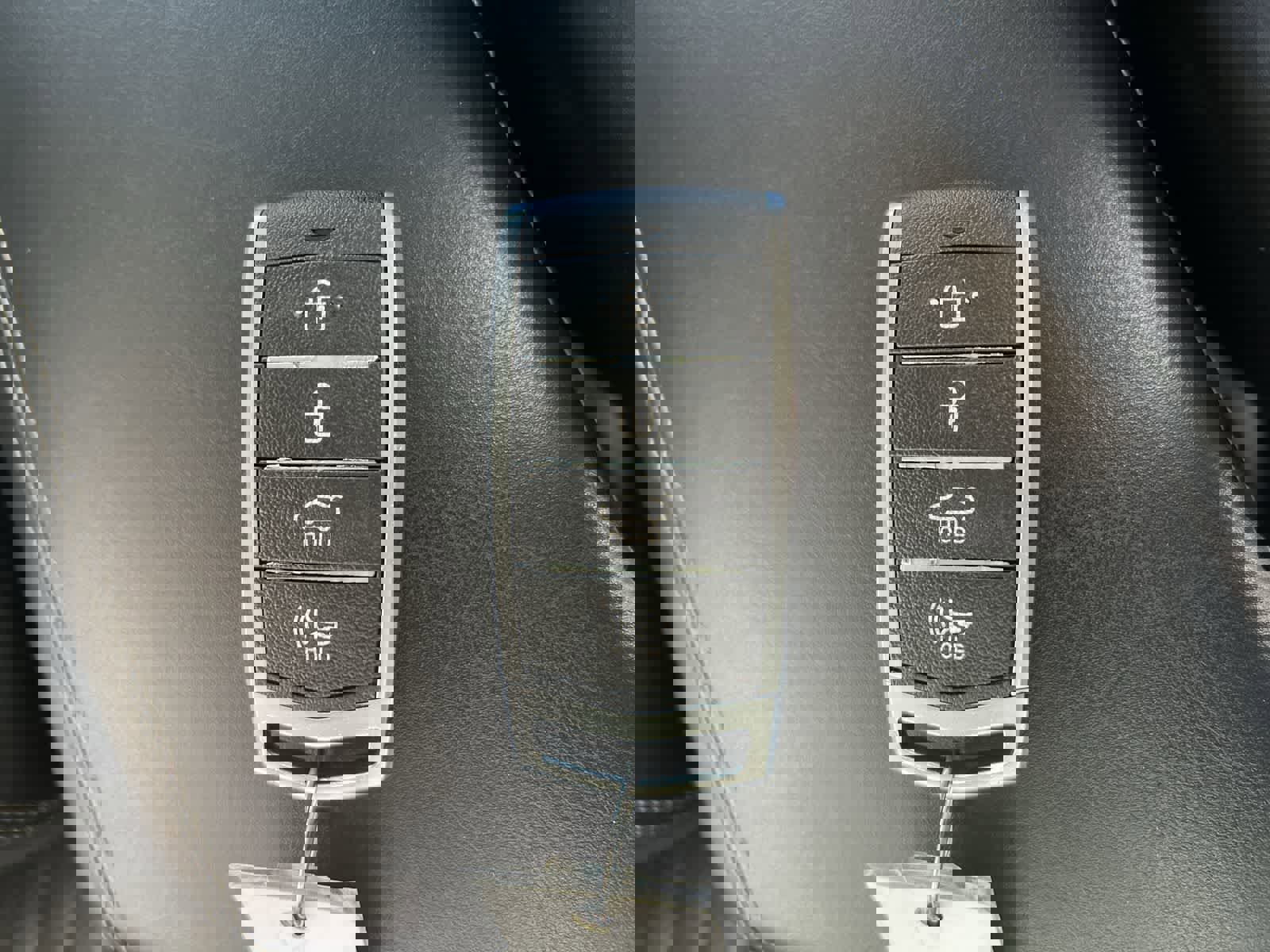 Used 2019 Genesis G70 3.3T Advanced w/ Prestige Package image 19