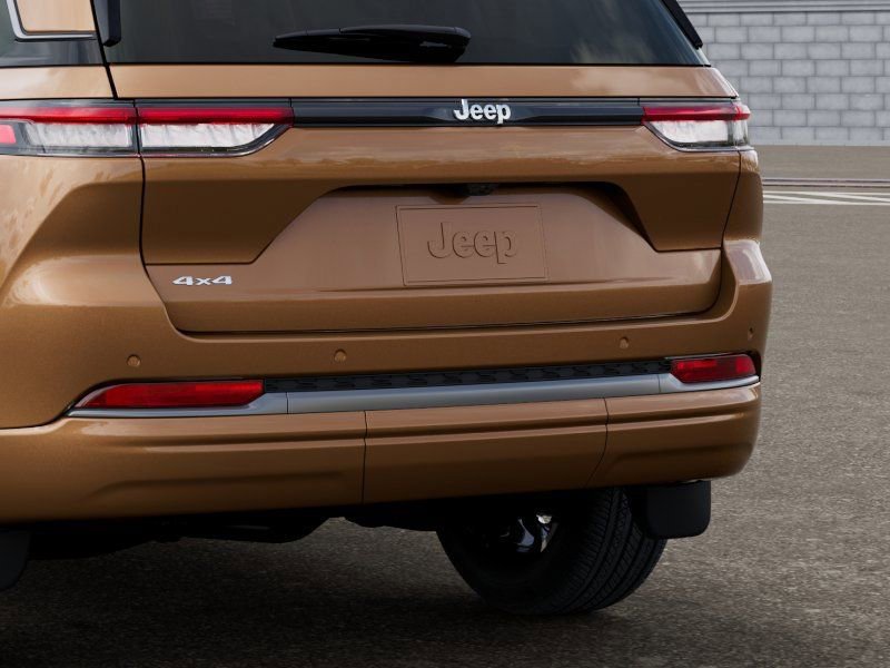 New 2026 Jeep Grand Cherokee Limited AWD/4WD image 13