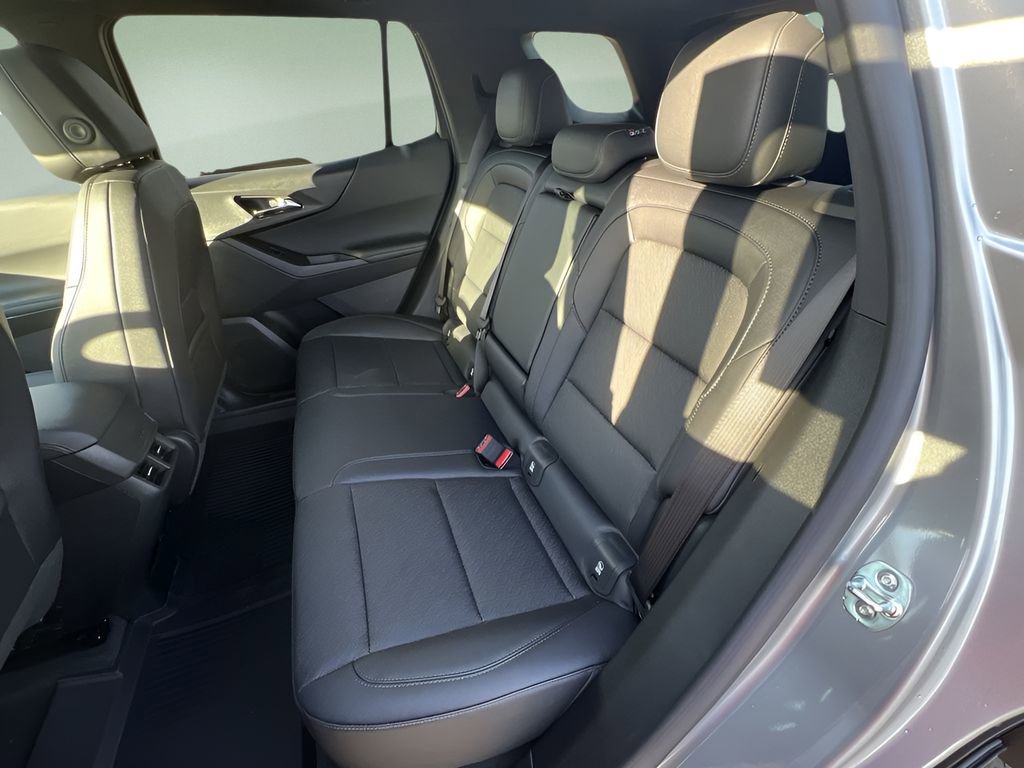 New 2026 Chevrolet Equinox LT w/ Convenience Package II image 23