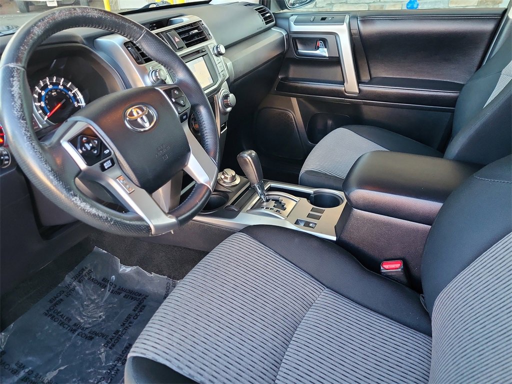 Used 2016 Toyota 4Runner SR5 image 13