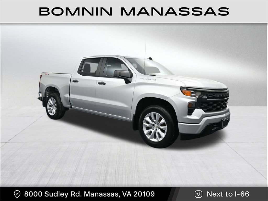 Used 2022 Chevrolet Silverado 1500 Custom image 2