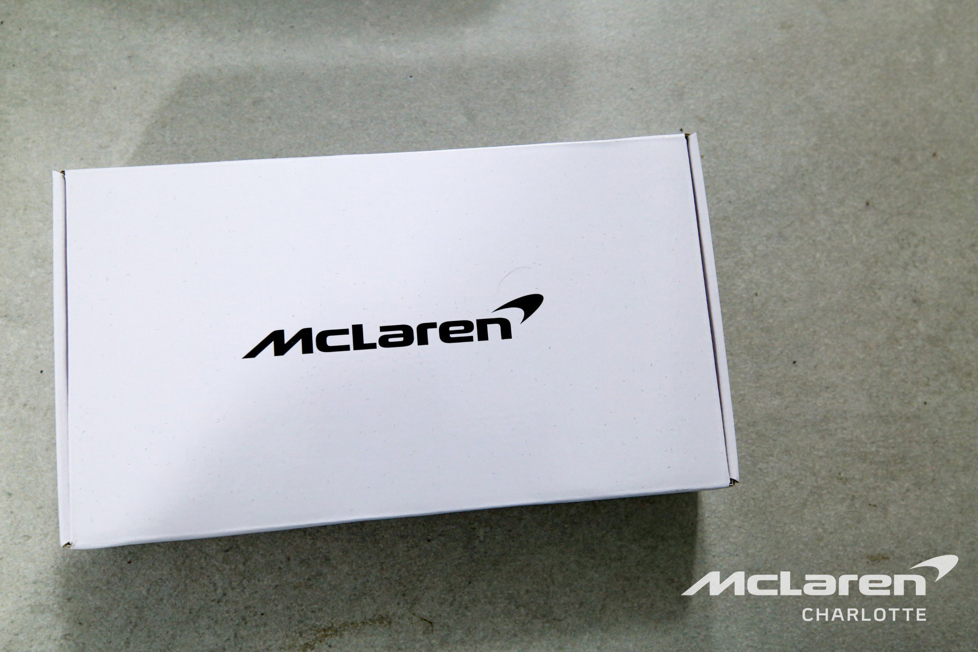 Used 2027 McLaren 750S Spider RWD image 23