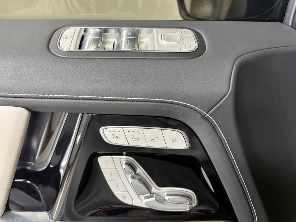 Certified 2025 Mercedes-Benz G 63 AMG 4MATIC image 7