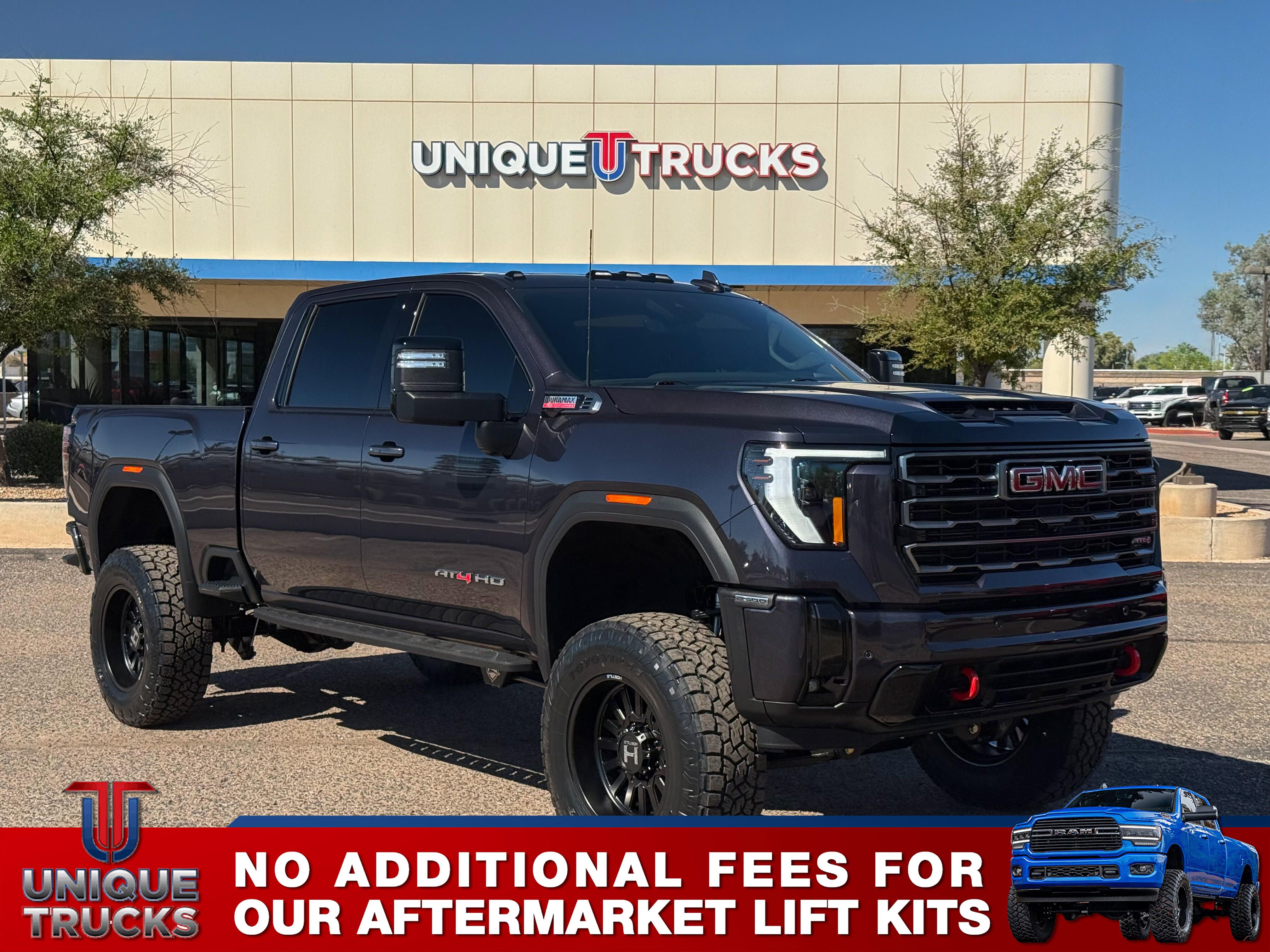 Used 2025 GMC Sierra 2500 AT4 w/ AT4 Premium Plus Package AWD/4WD image 7