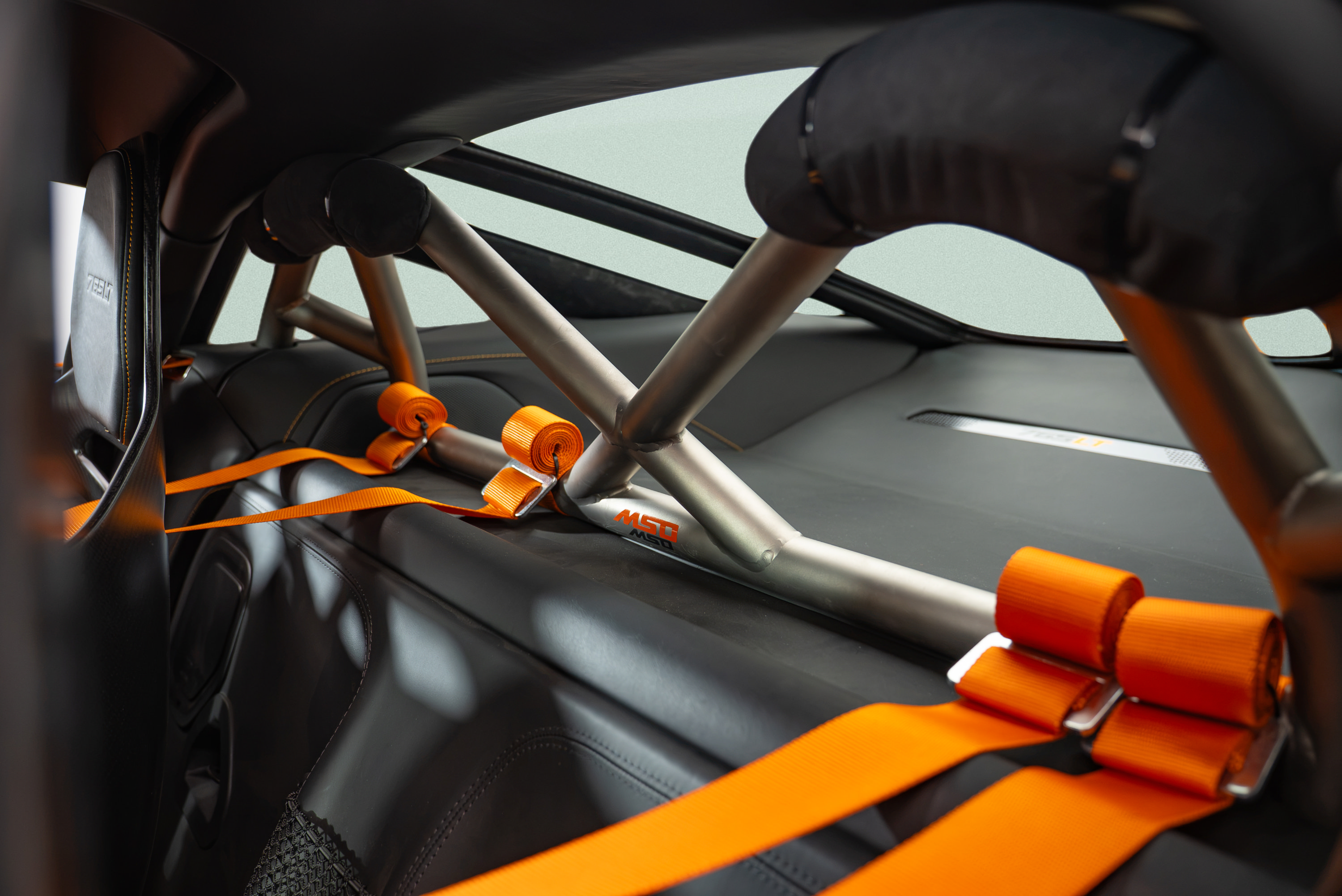 Used 2021 McLaren 765LT RWD image 11