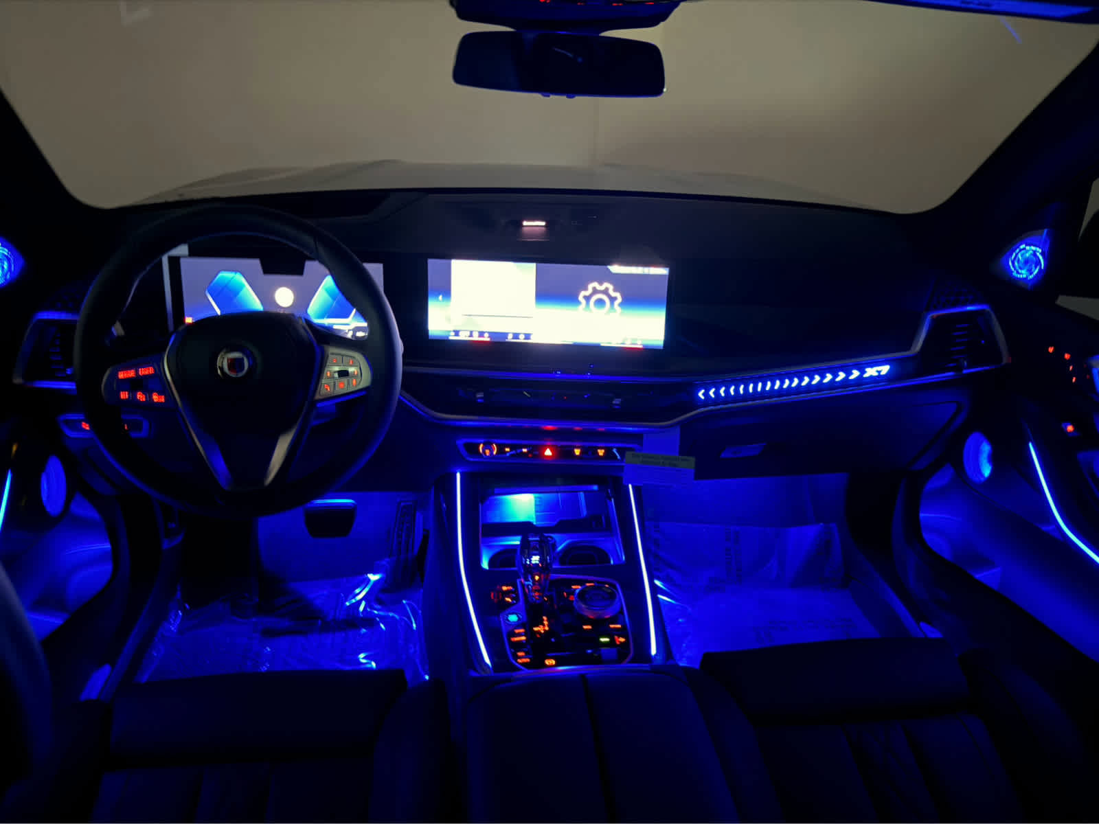 New 2026 BMW ALPINA XB7 image 16