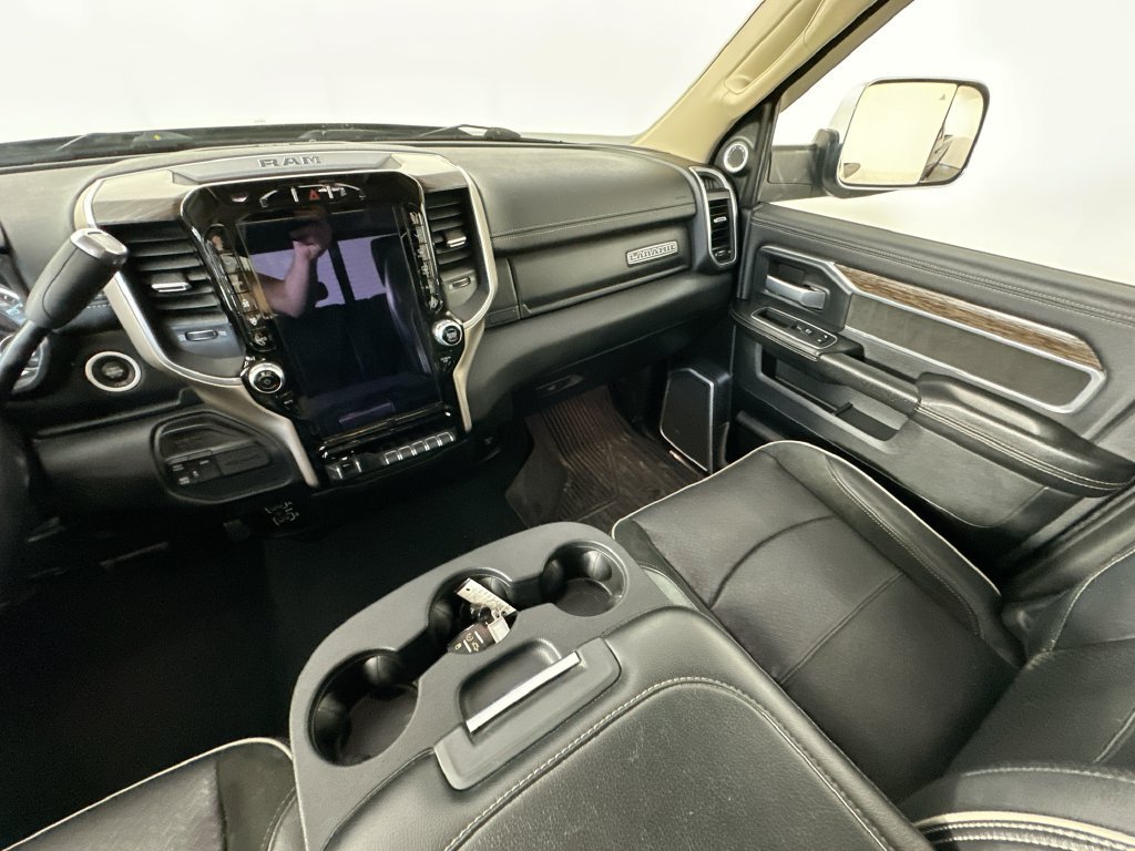 Used 2020 RAM 3500 Laramie AWD/4WD image 11