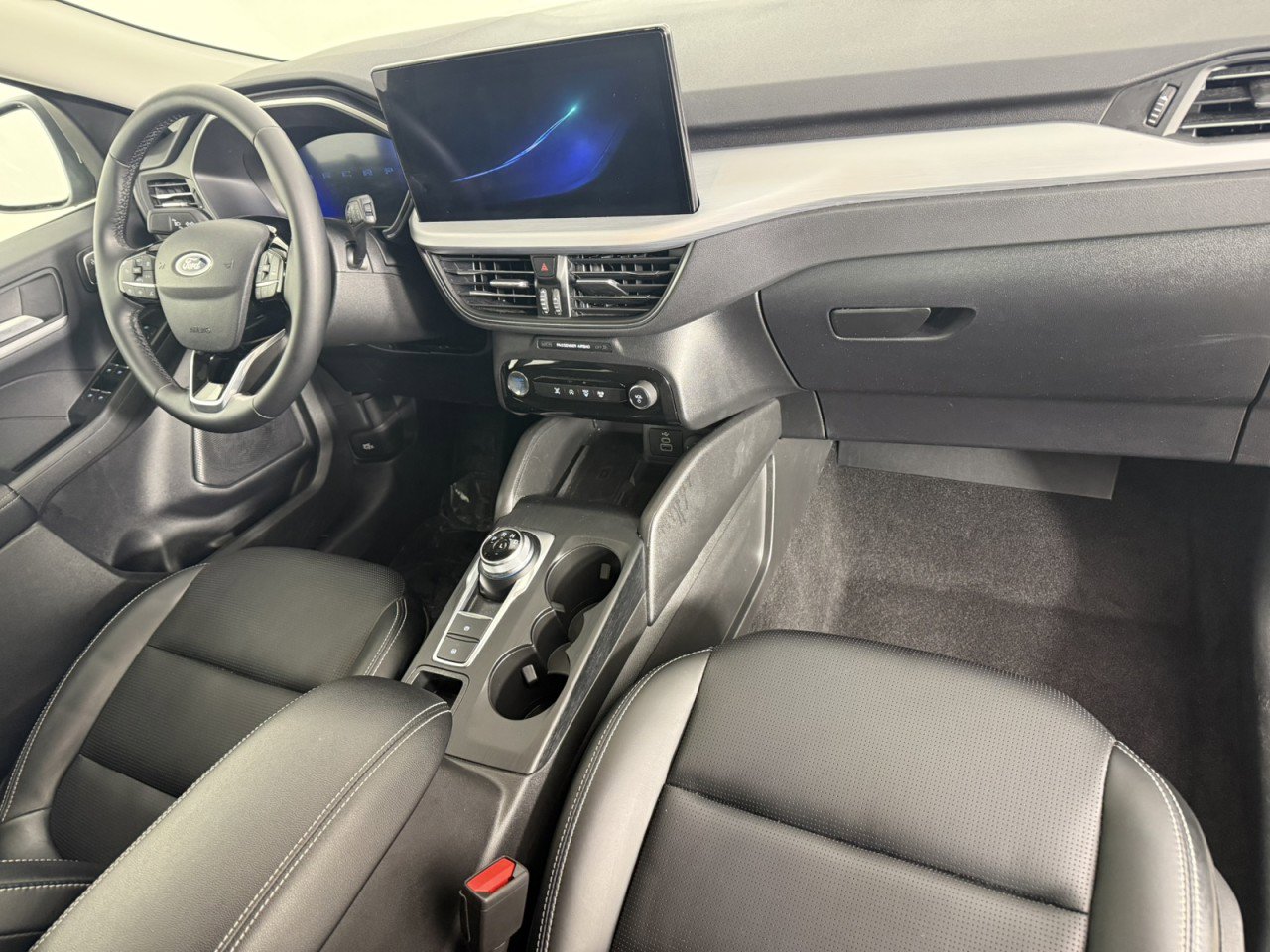 Certified 2025 Ford Escape Platinum image 11