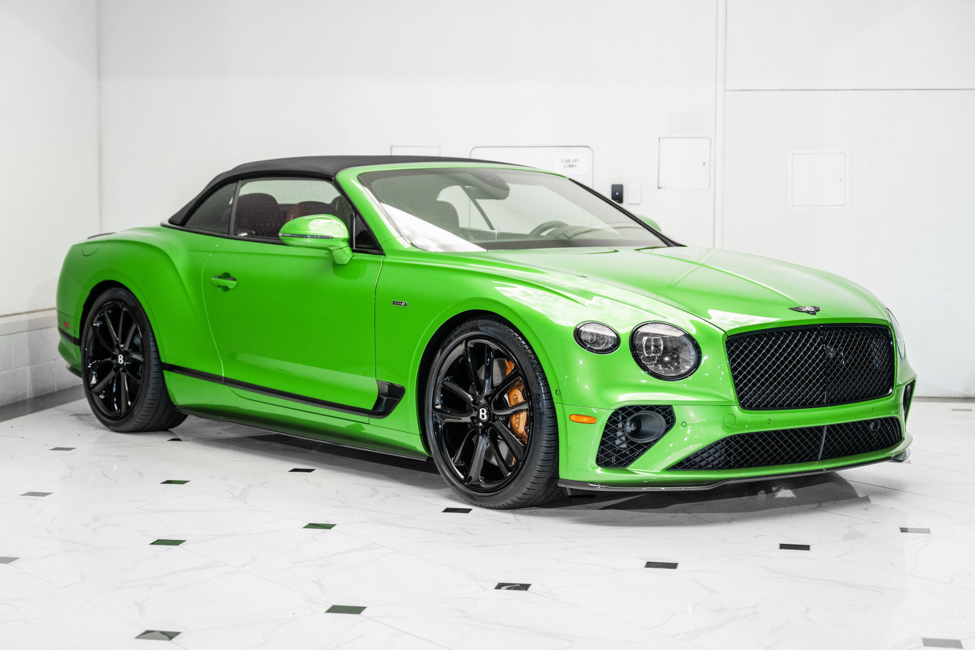 Certified 2024 Bentley Continental GT V8 AWD/4WD image 12