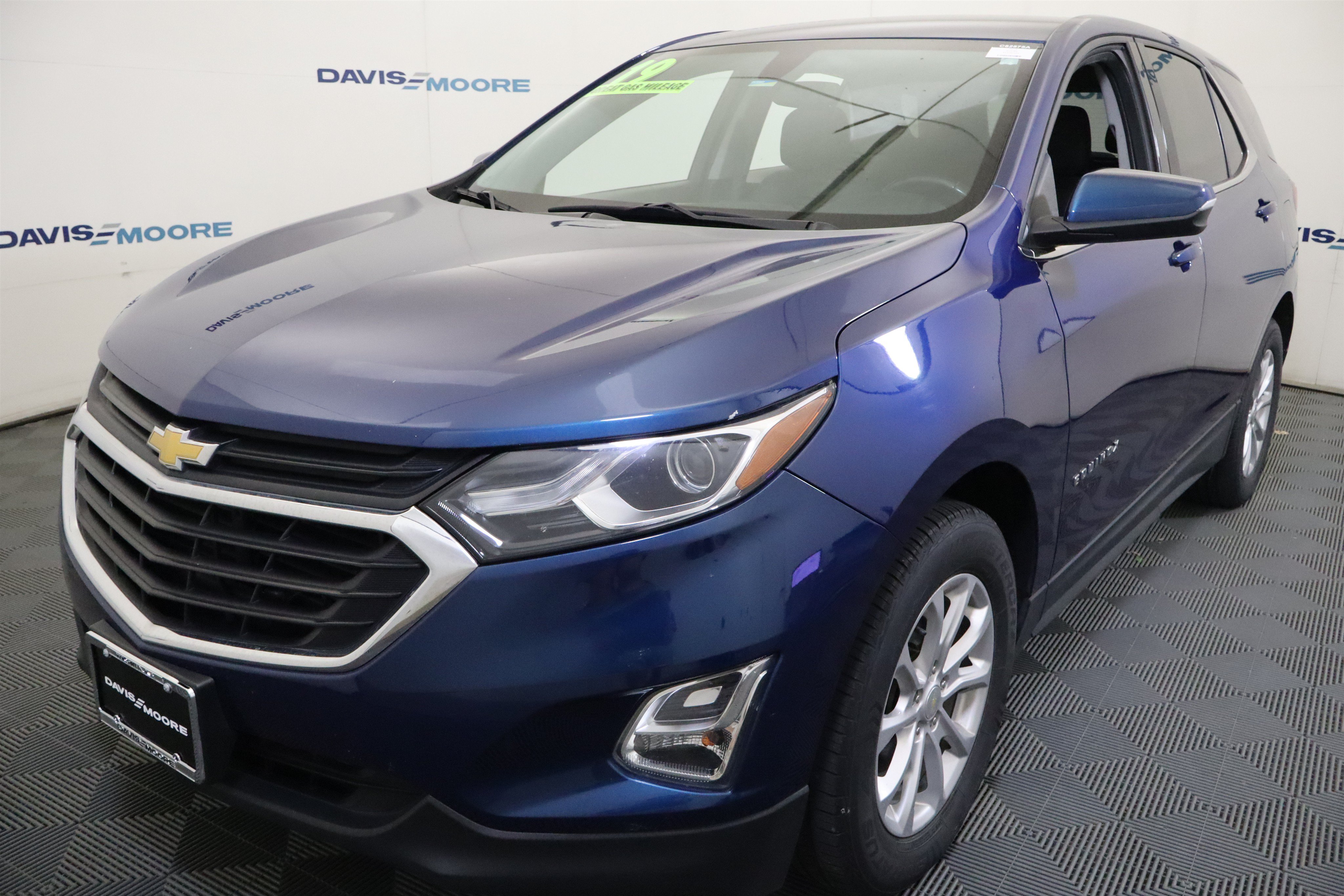 Used 2019 Chevrolet Equinox LT FWD image 12