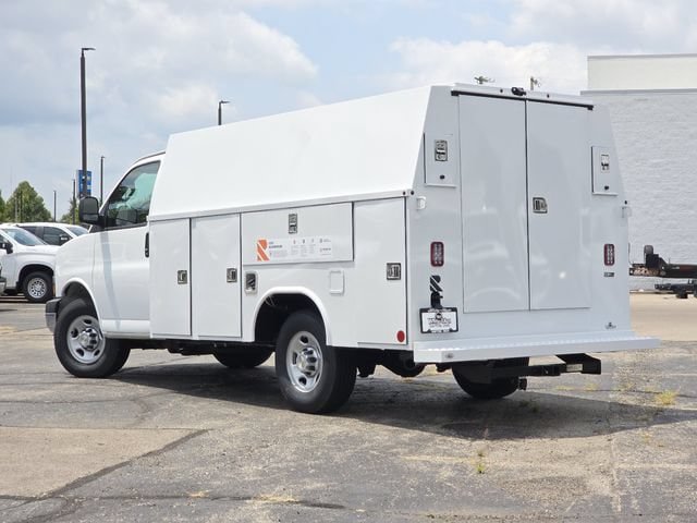 New 2026 Chevrolet Express 3500 w/ Power Convenience Package RWD image 11