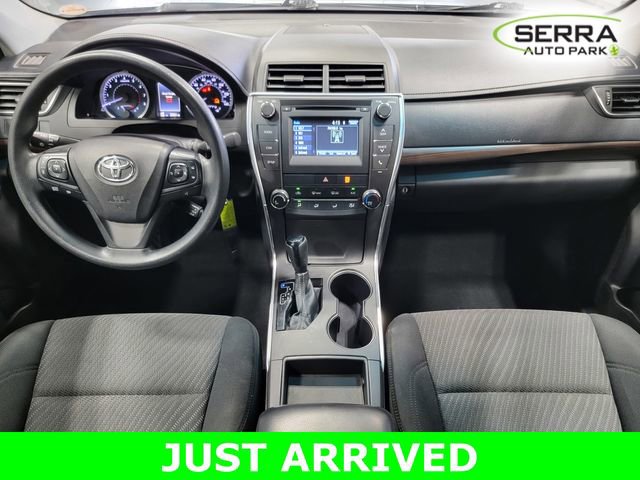 Used 2016 Toyota Camry LE FWD image 16