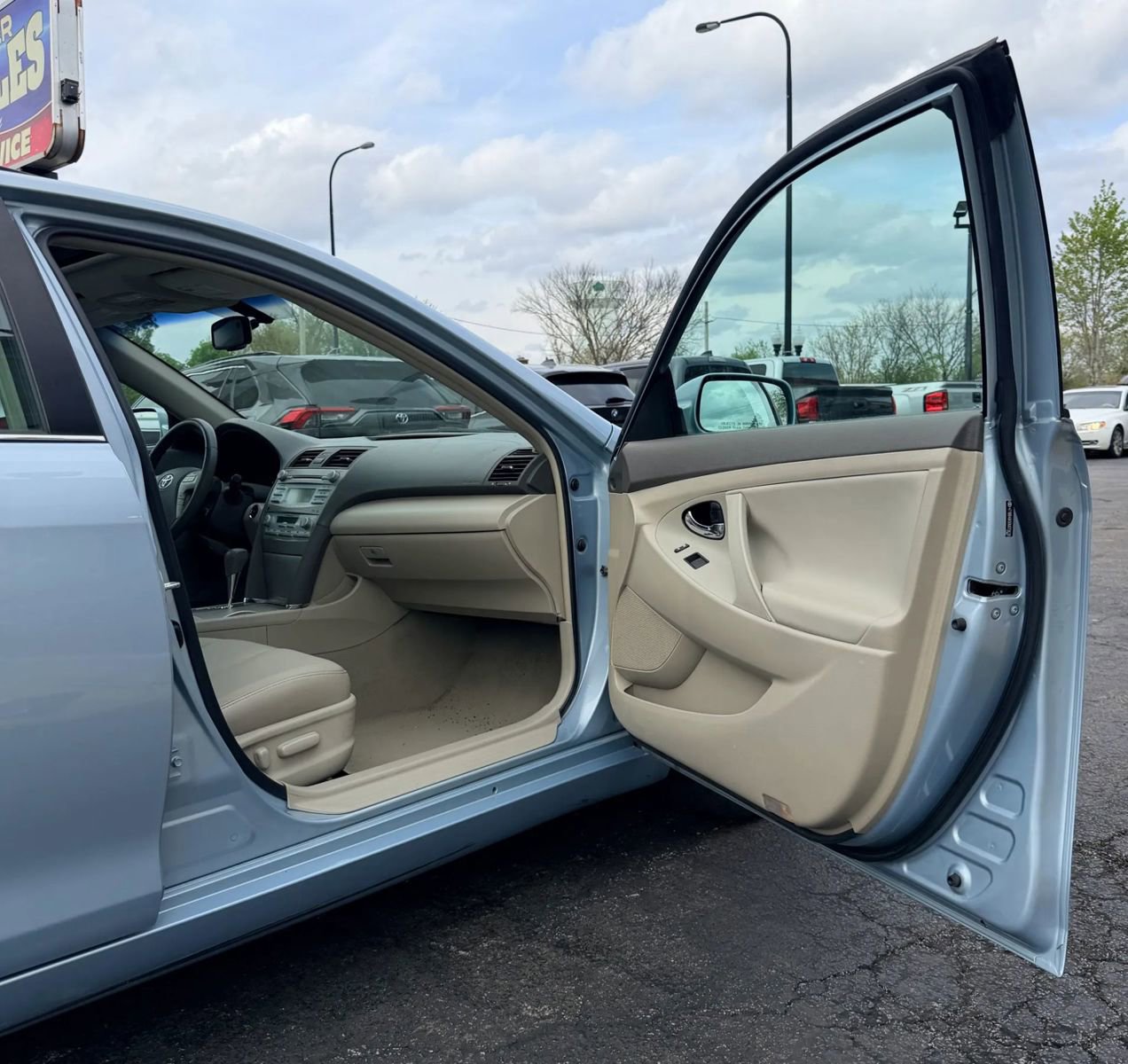 Used 2009 Toyota Camry Hybrid FWD image 8