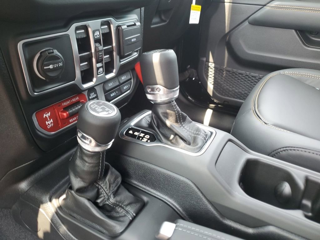 New 2025 Jeep Wrangler Rubicon 392 image 3