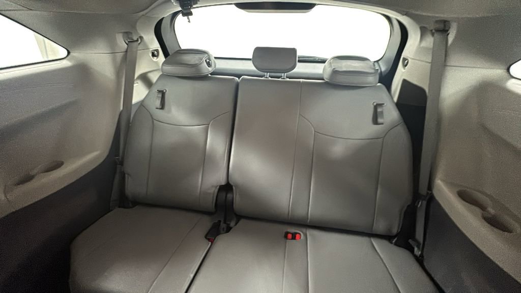 Used 2024 Toyota Sienna XLE image 15