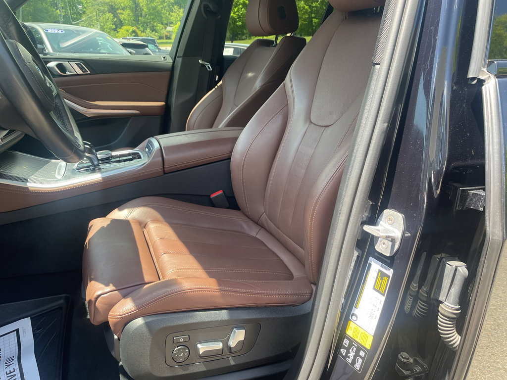 Used 2020 BMW X5 xDrive40i w/ M Sport Package AWD/4WD image 12