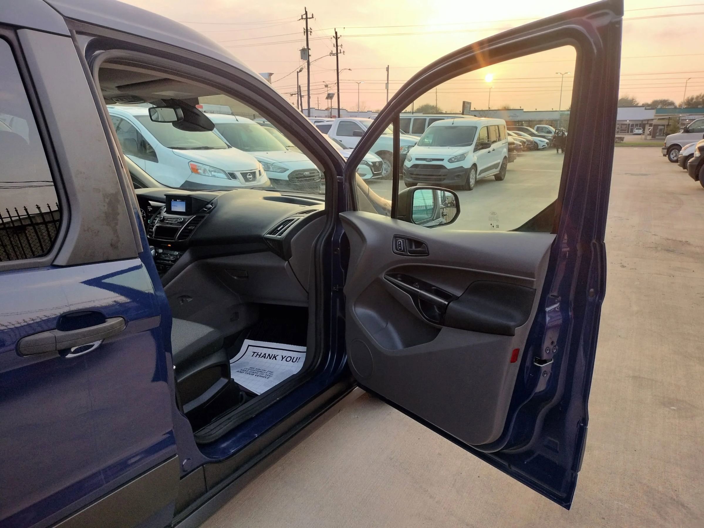 Used 2021 Ford Transit Connect XL image 27